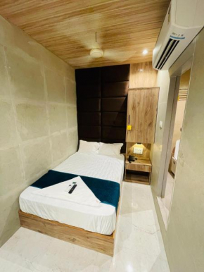 hotel royal bkc